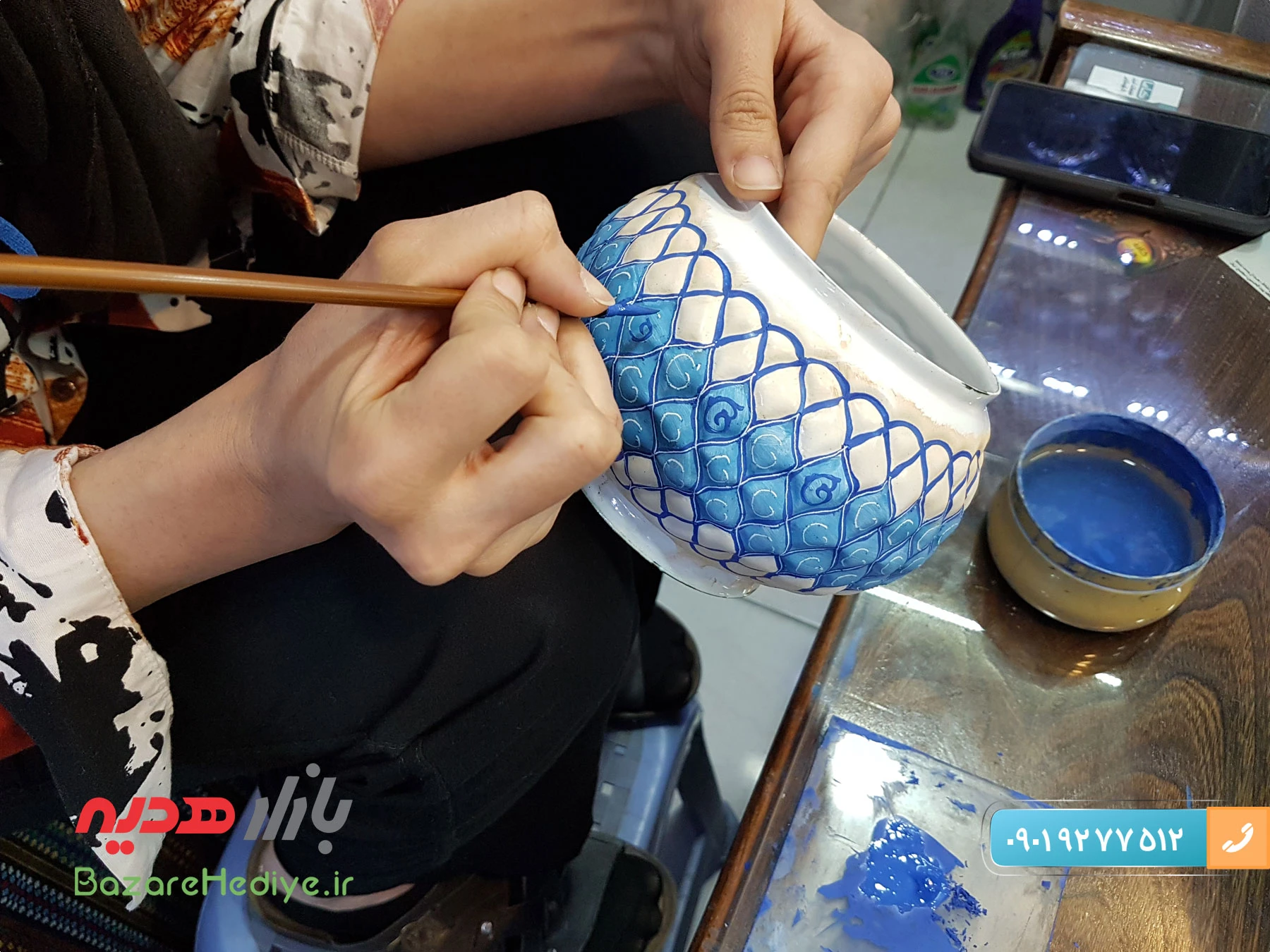رنگ میناکاری روی مس در اصفهان
