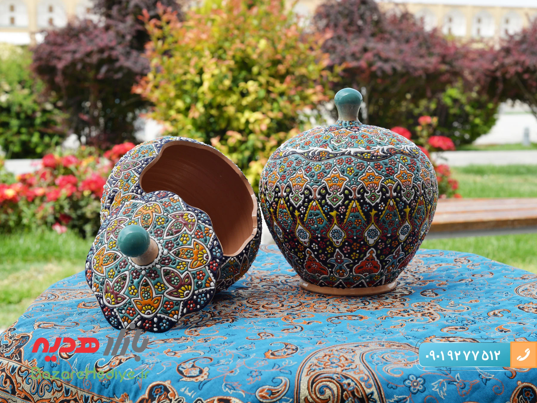 میناکاری روی سفال در اصفهان