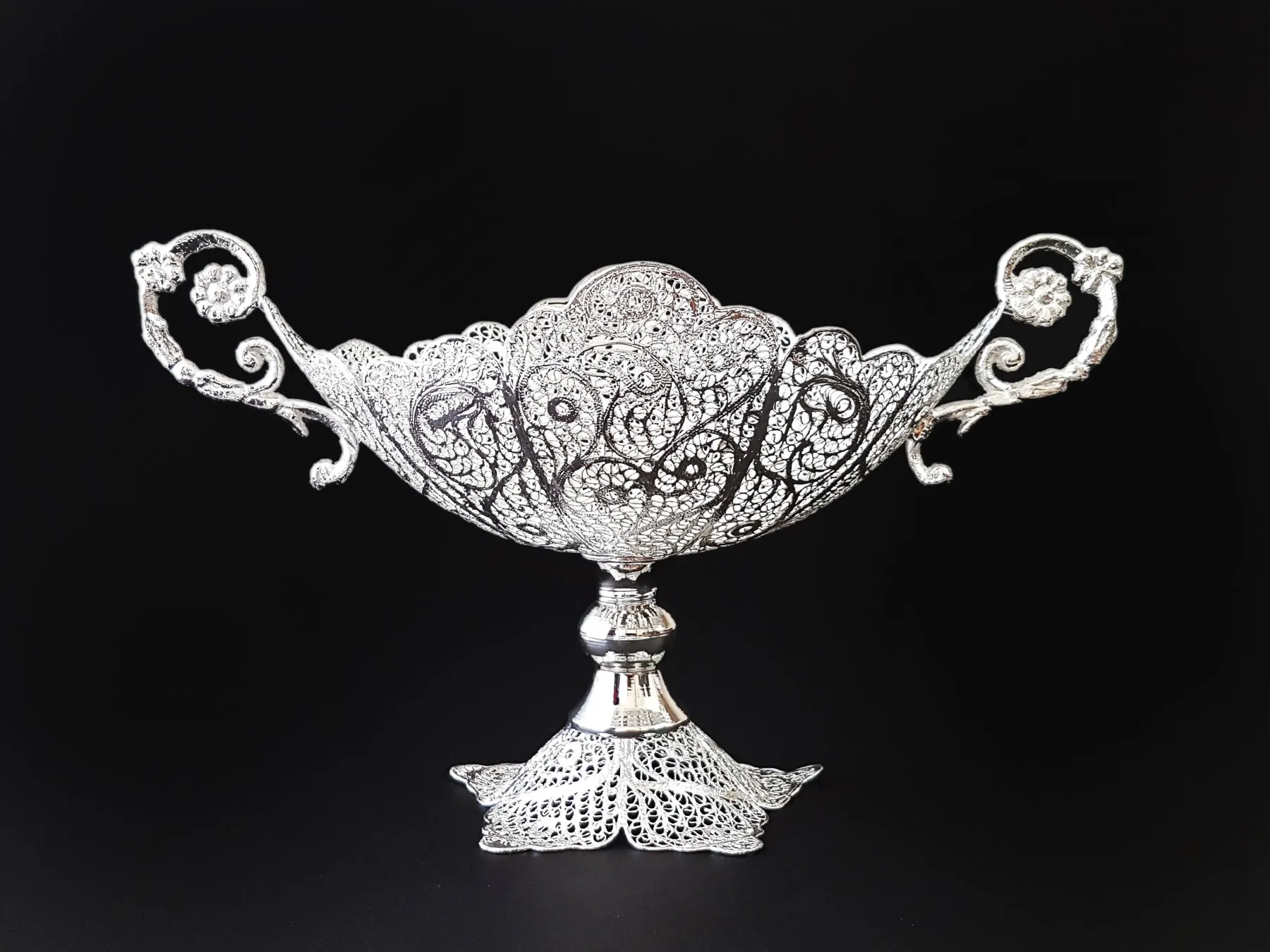 کشکول بزرگ ملیله کاری اصفهان